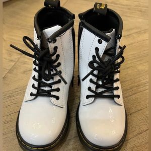 Dr. Martens 1460T Boot in White Size 8